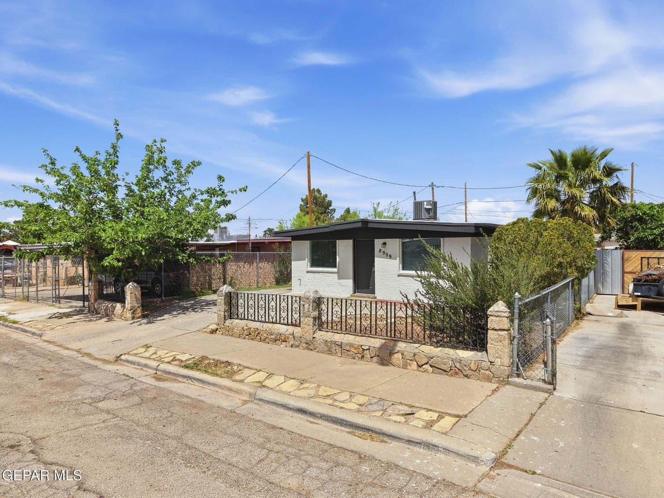 3-web-or-mls-DJI_20260407135544_0254_D c