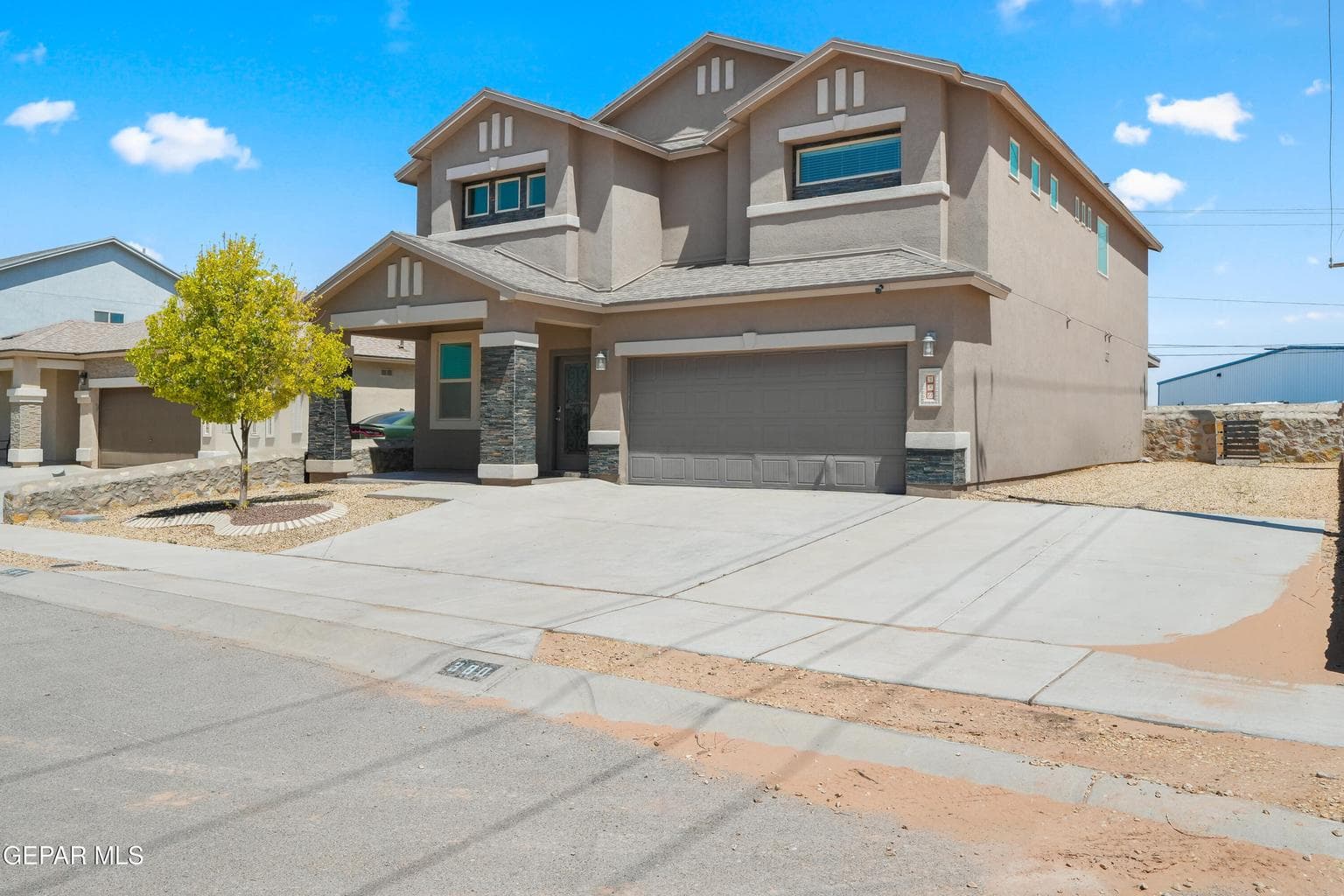 380 Canyon Vista Dr-2