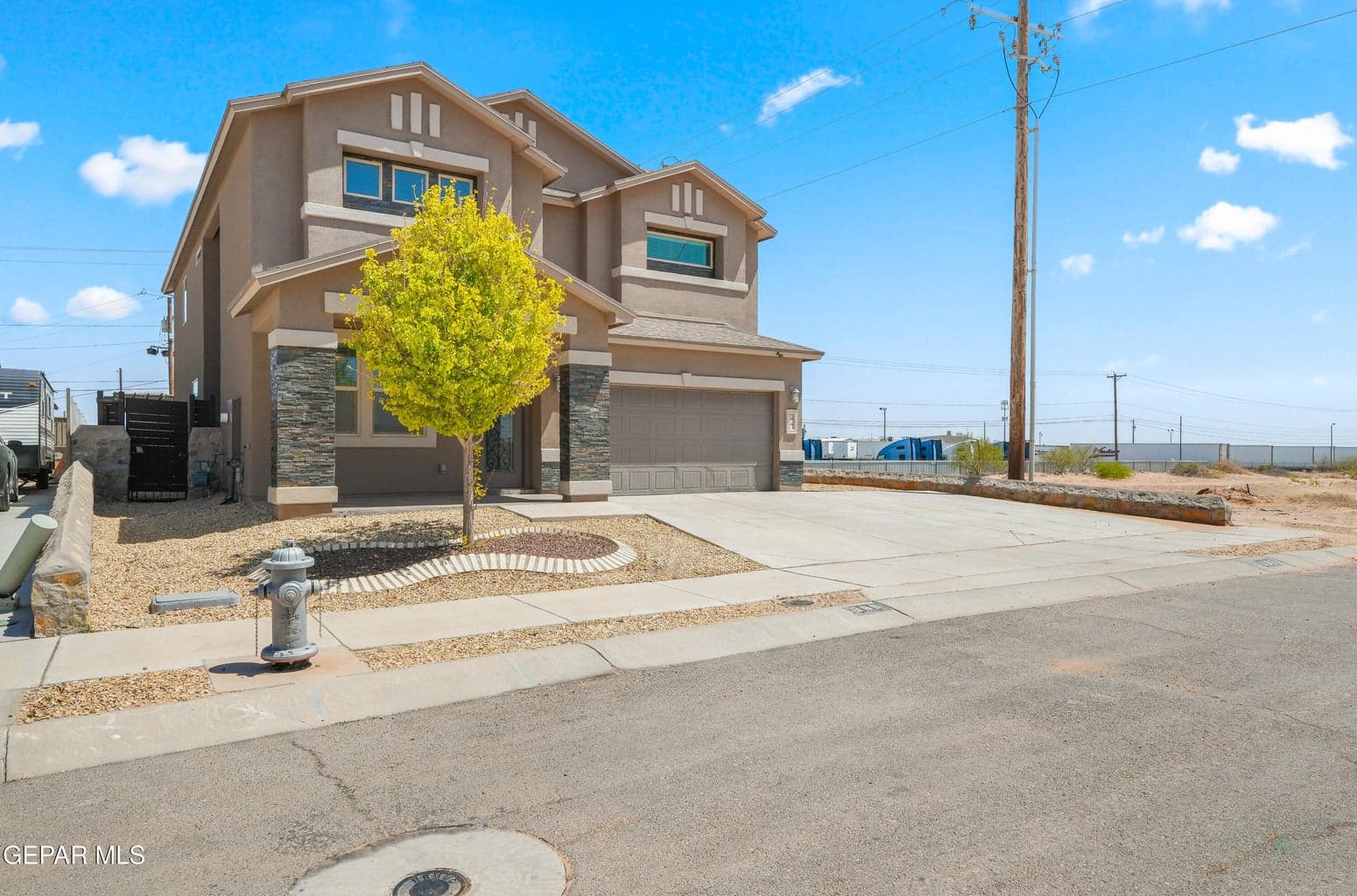380 Canyon Vista Dr-3