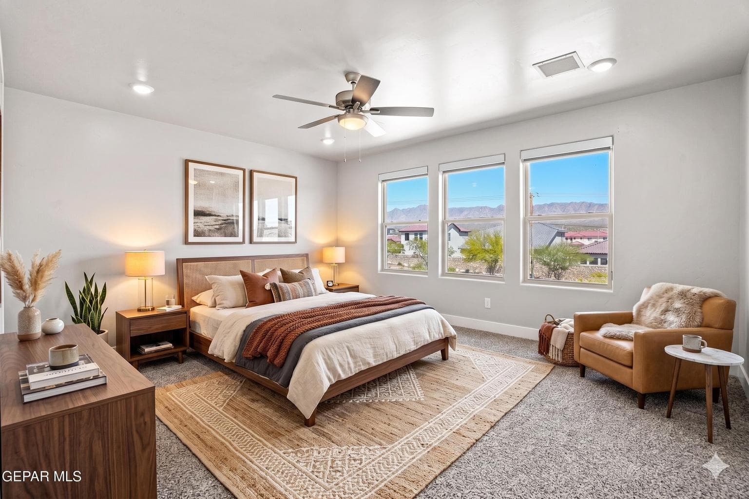 Generous bedroom layout, soft carpet flooring
