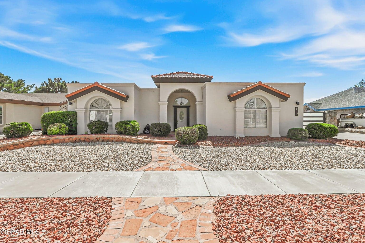 415 MERCER Lane