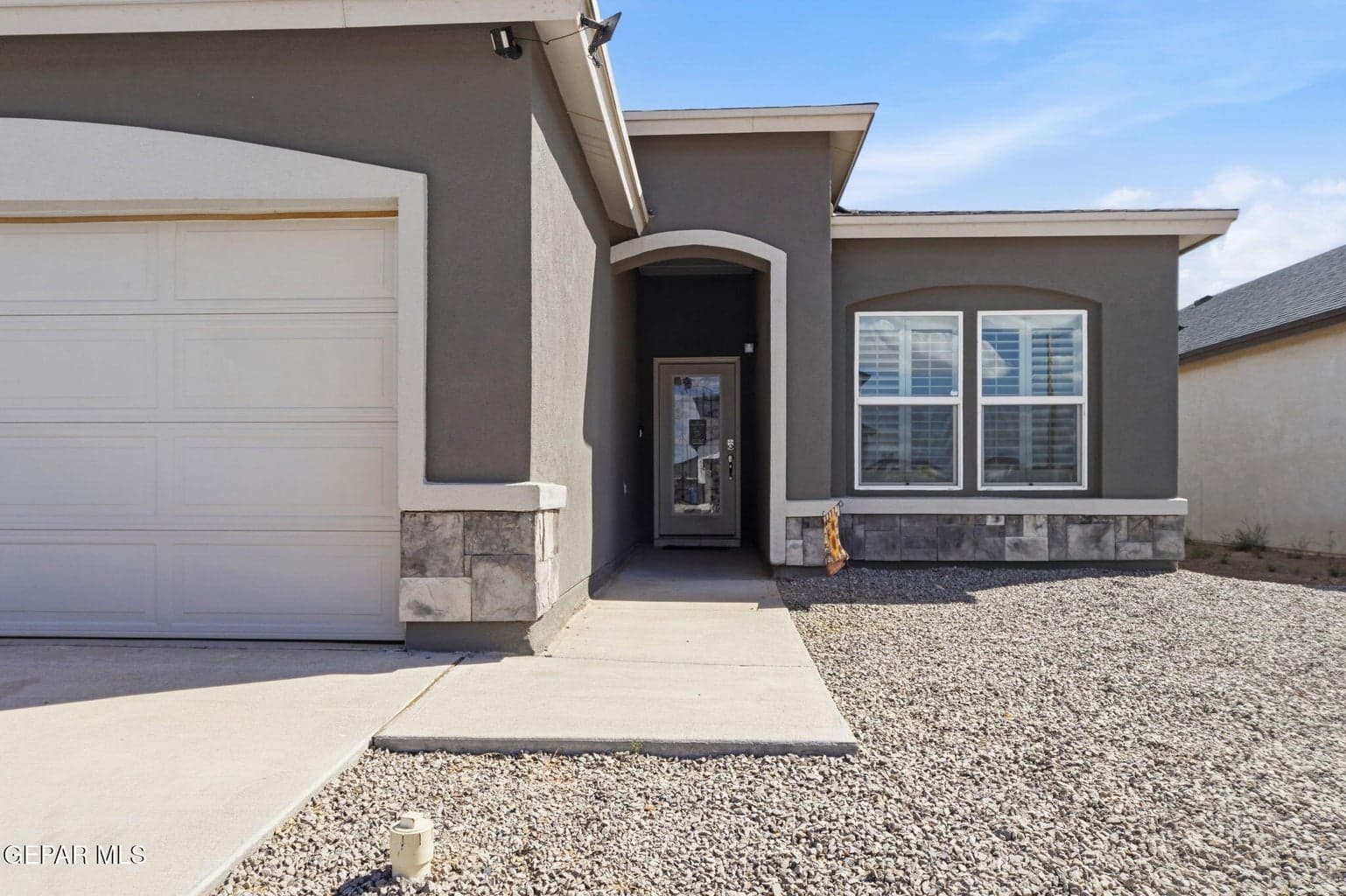 3-web-or-mls-A24I1848