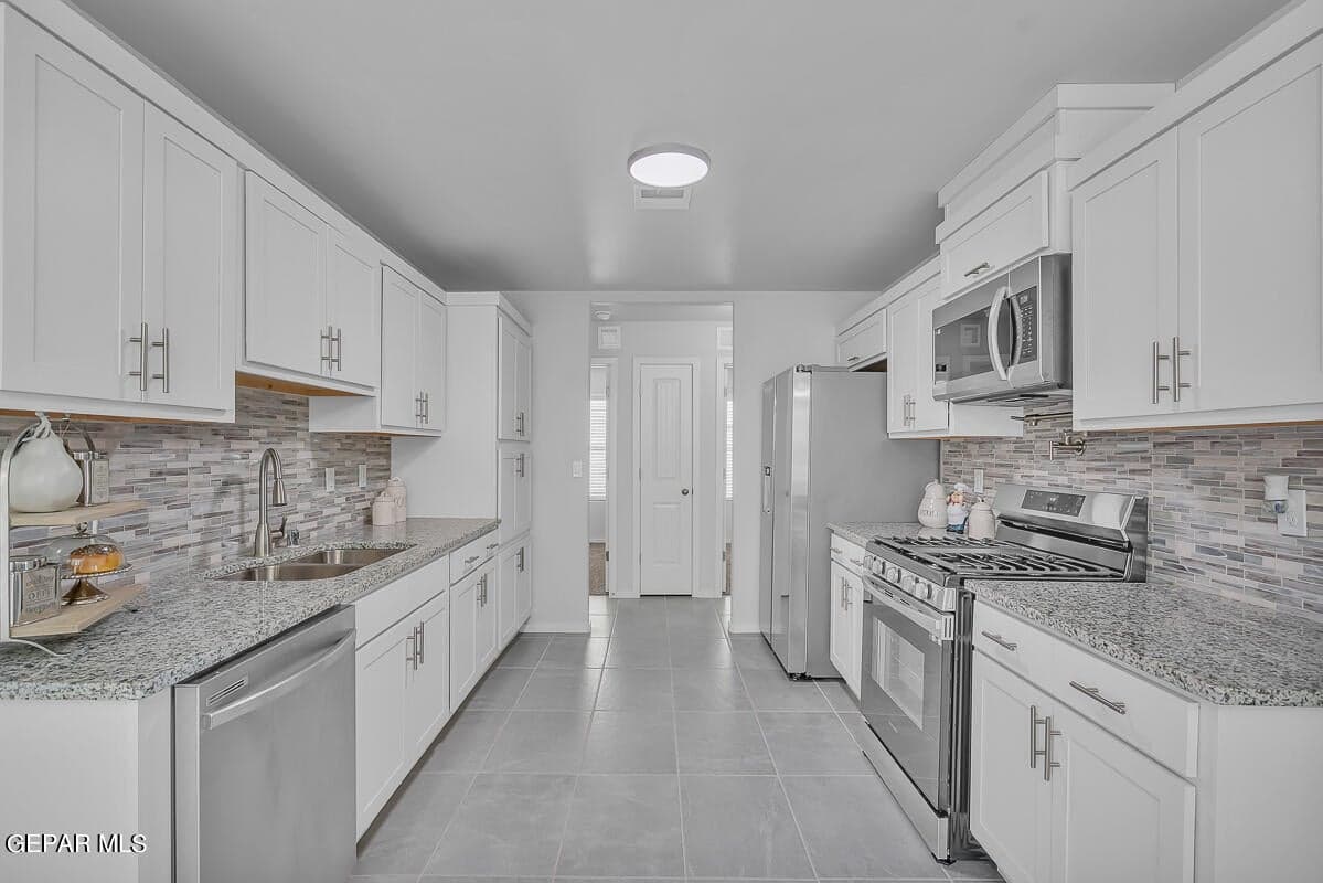 13837 Paseo Bosque-3
