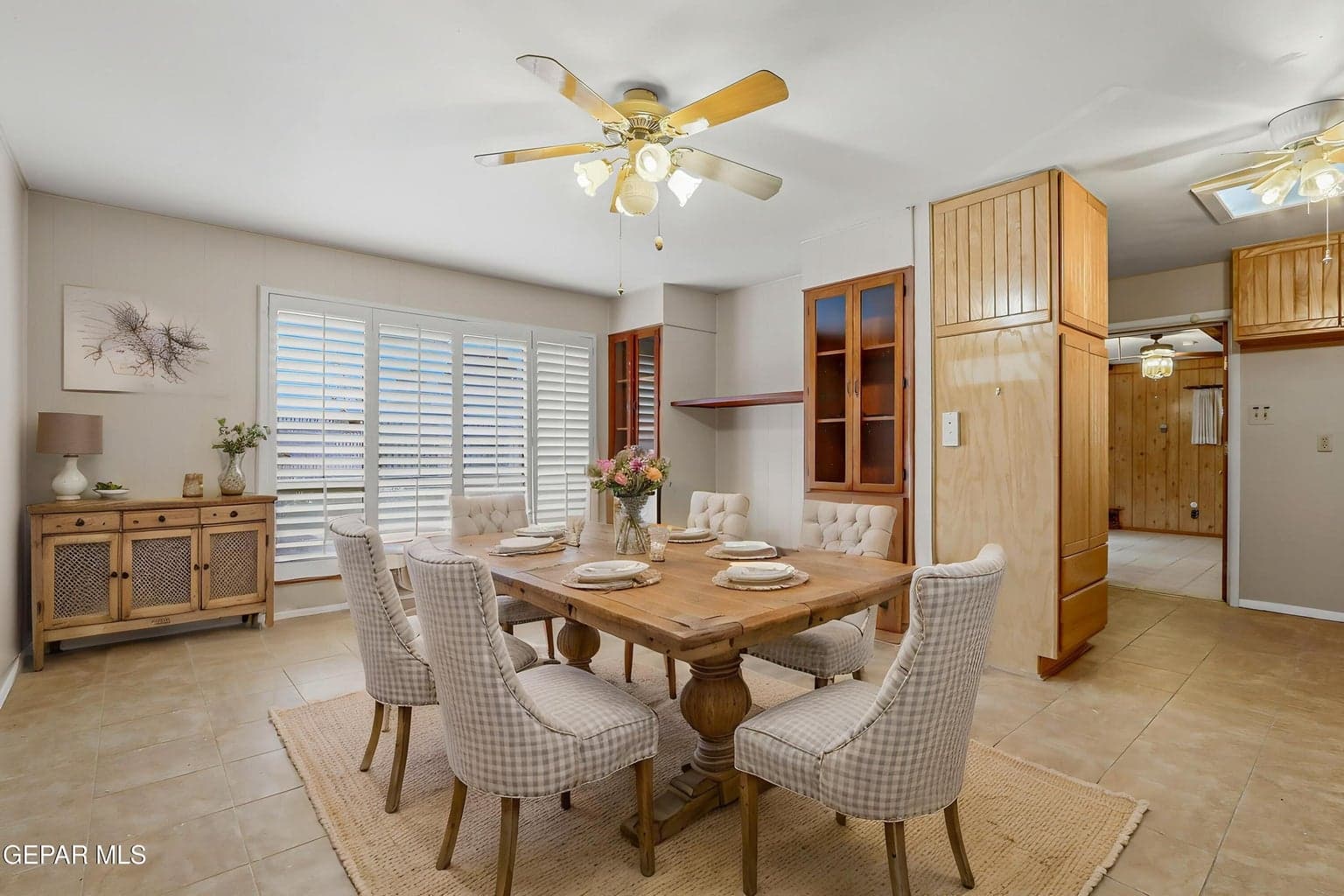 Donegal - Dining Room