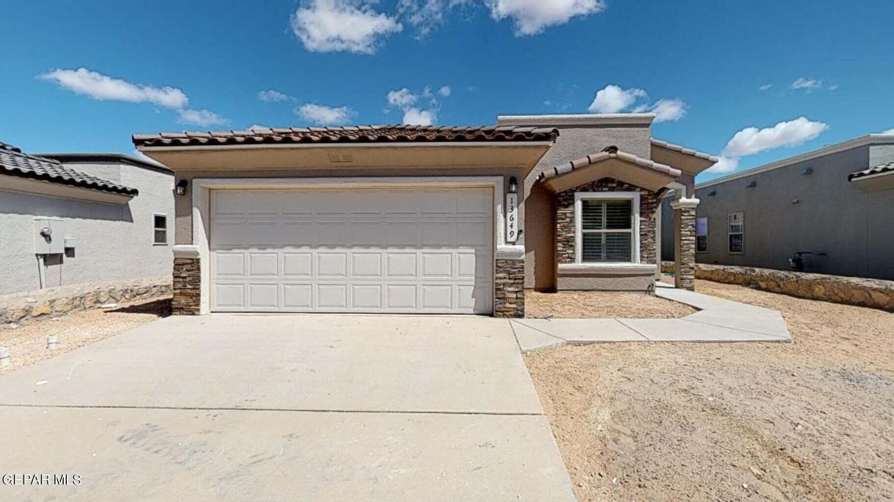 Photo of 13964 Paseo Alegre Avenue