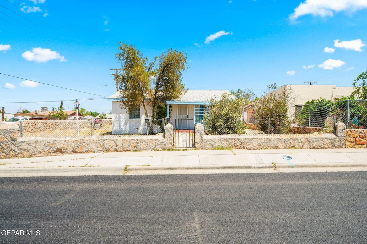 7701 Acapulco Ave-1