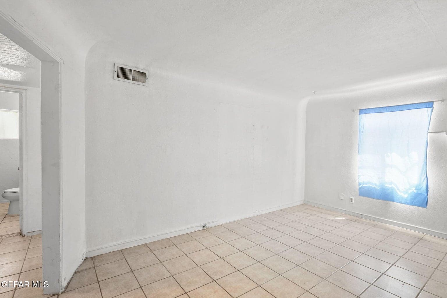 7701 Acapulco Ave-8