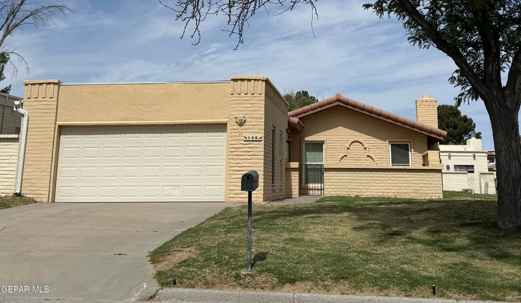 Photo of 108 N TREVINO Road
