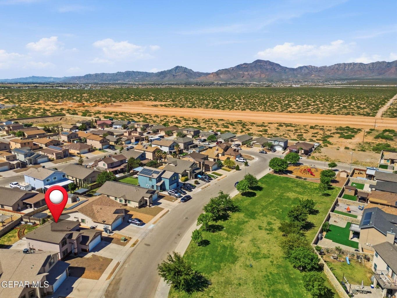 42-web-or-mls-Christine Park