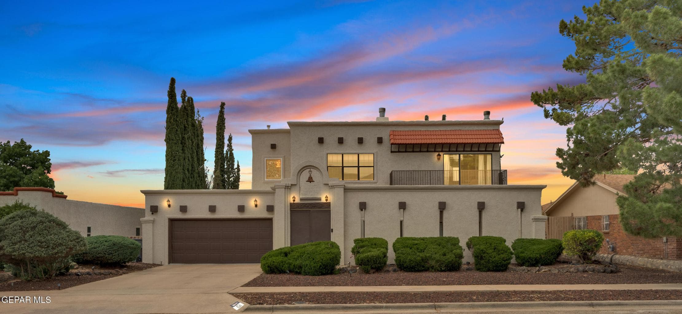 425 VALPLANO Drive