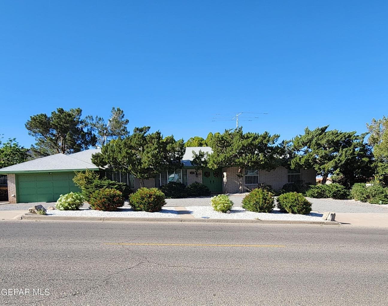 3229 TITANIC Avenue