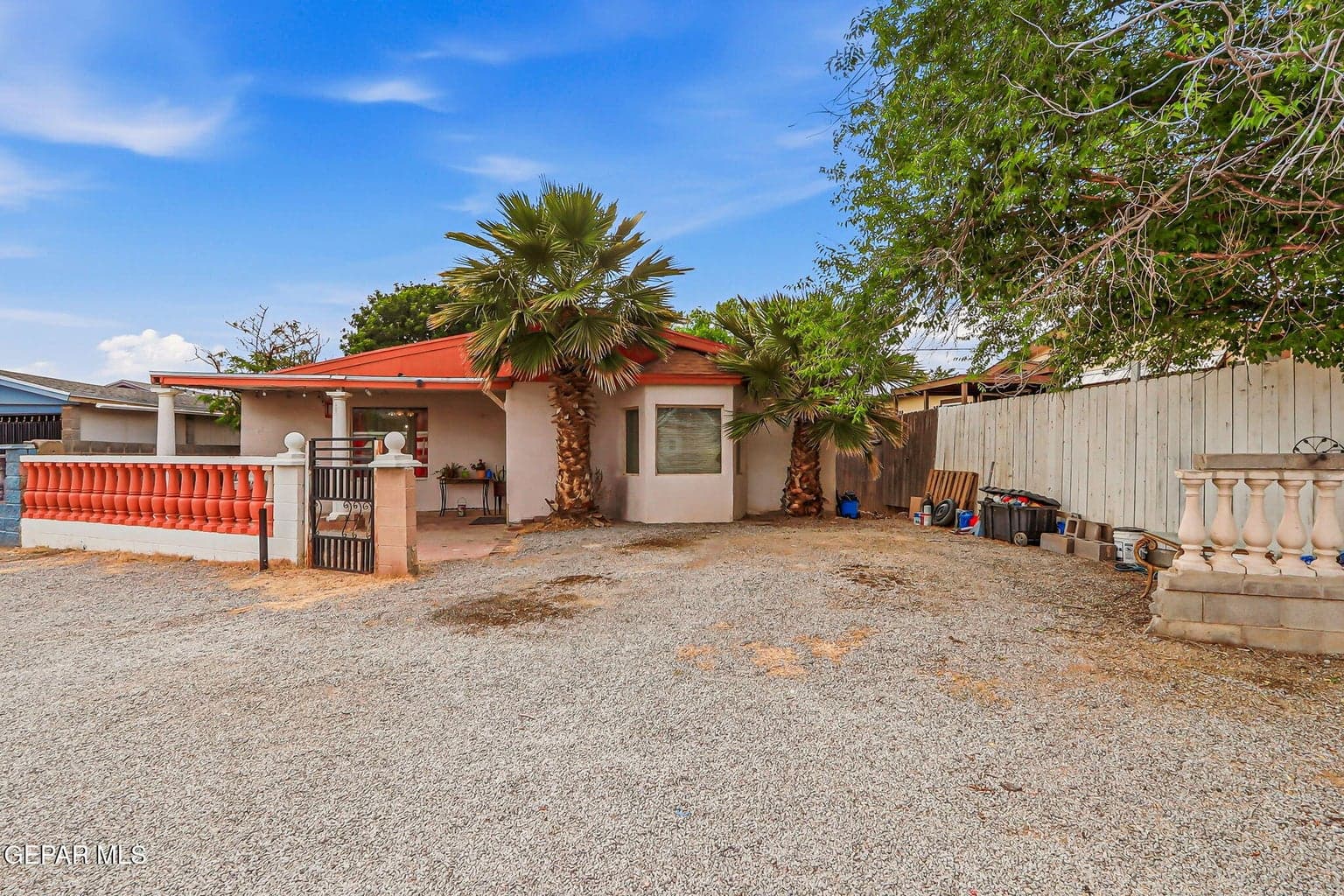 Photo of 7335 BUCKHORN Street