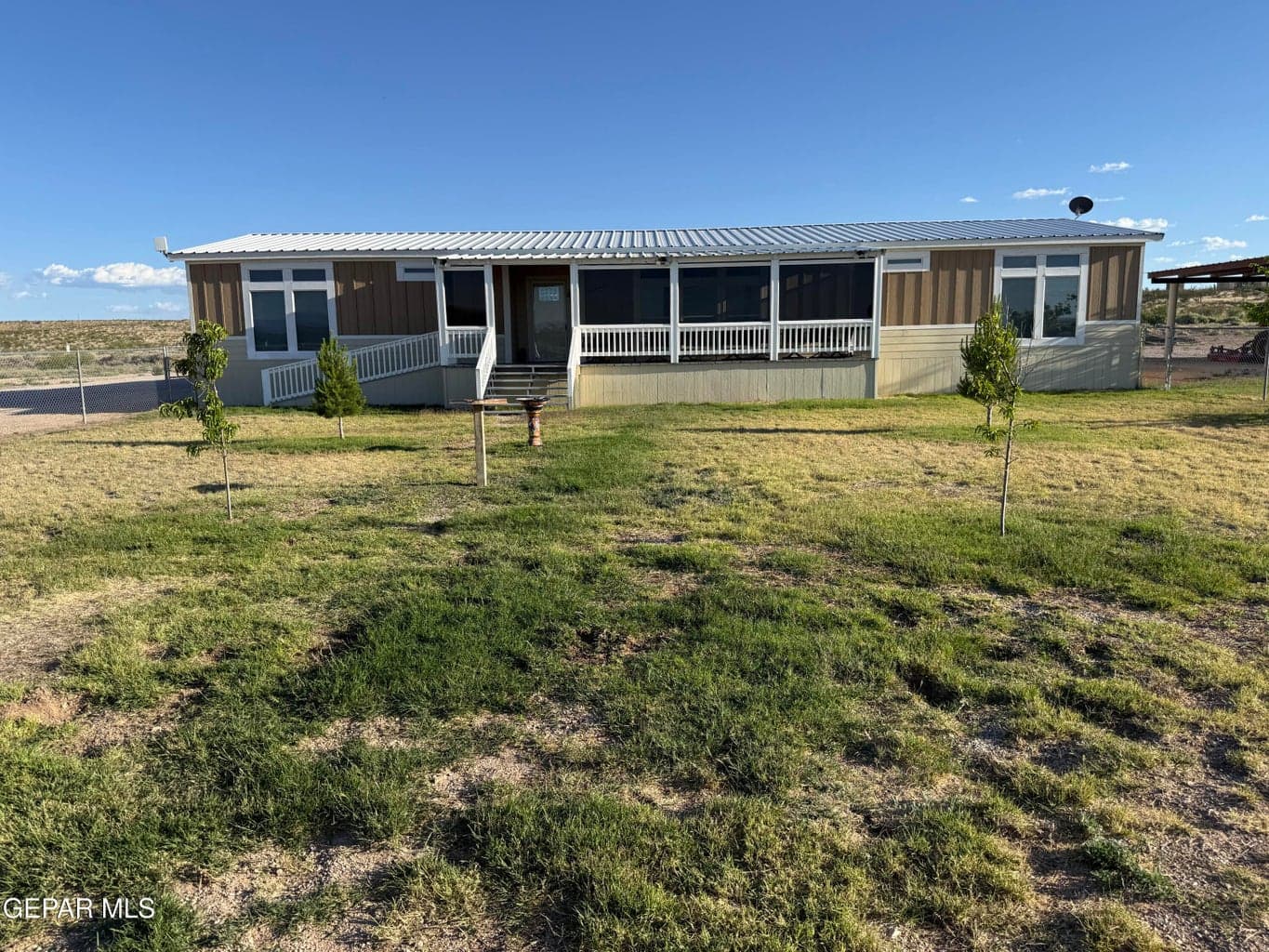 1200 E MCCOY