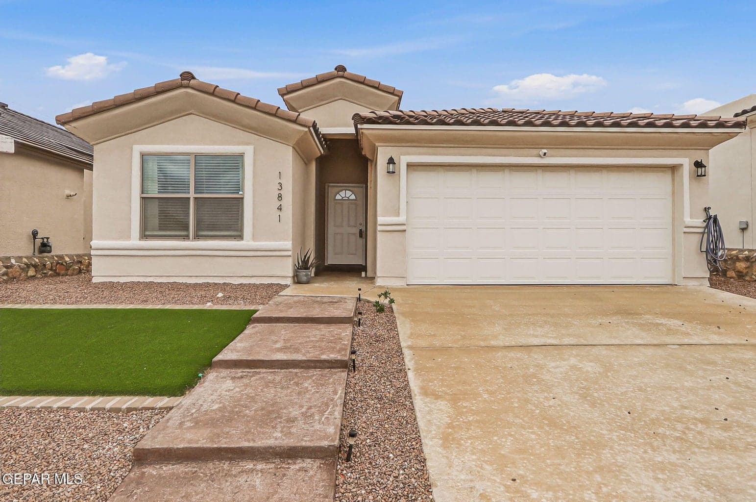 Photo of 13841 Paseo Central Avenue