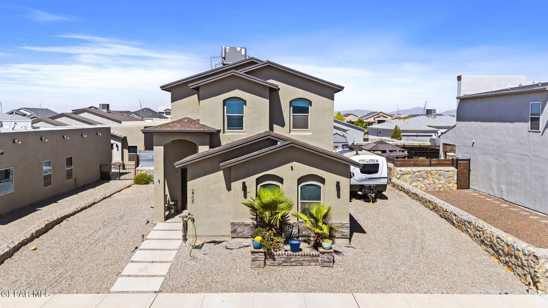 Photo of 2705 MARIA CASAS Street