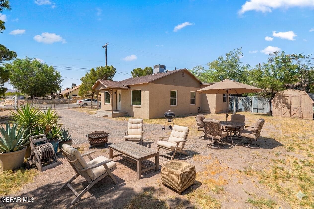 Large yard perfect for entertaining, future additions, gardening, or extra space to make your own.