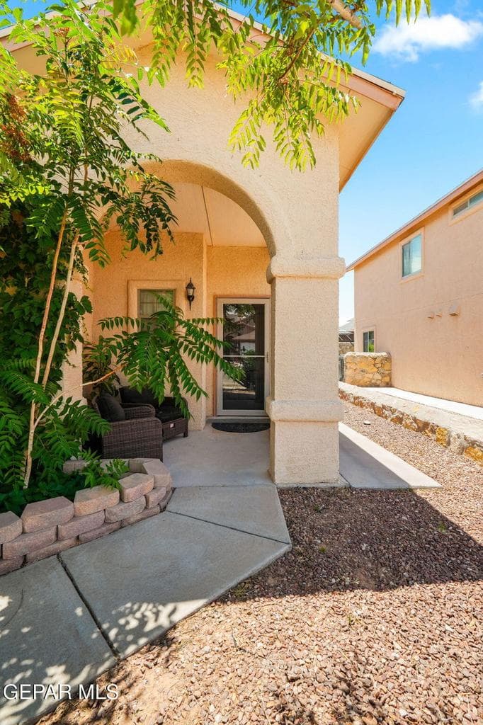 14064 Tierra Delfin Dr-4