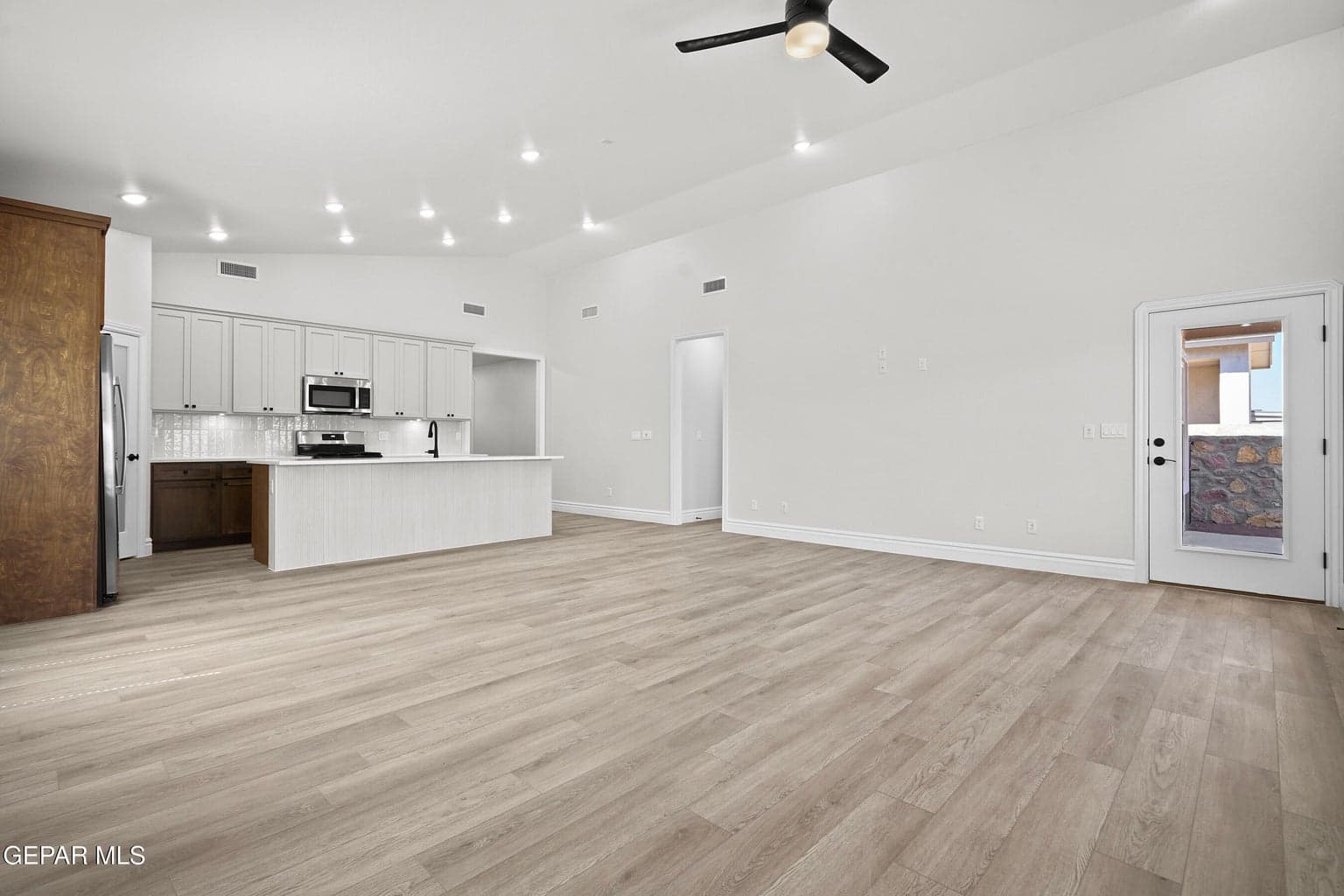 Photos are of a previously completed home and are only for illustration.