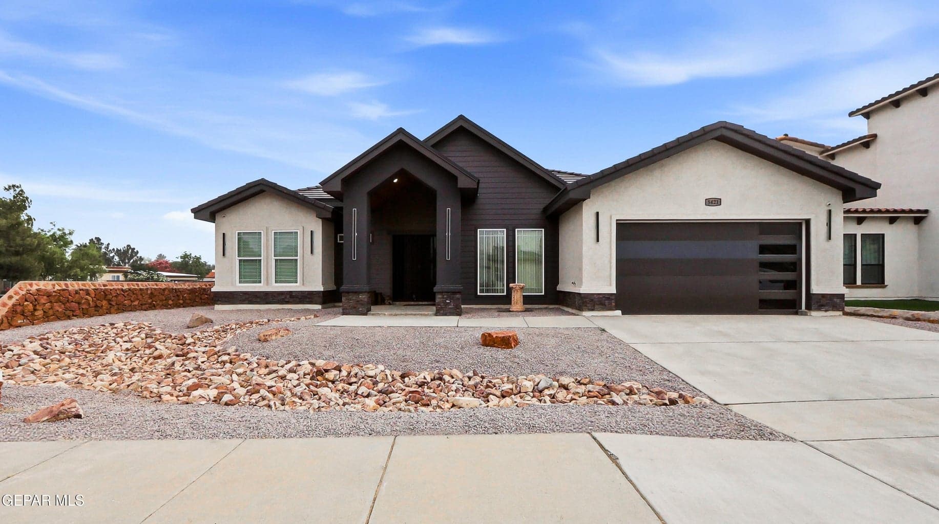 5421 Dougallan-2