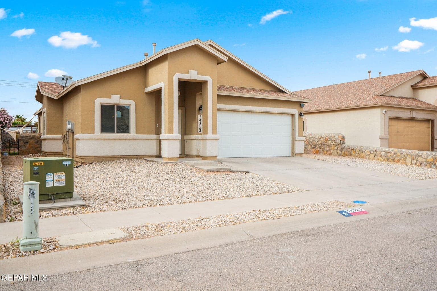 14353 North Cave Dr-2