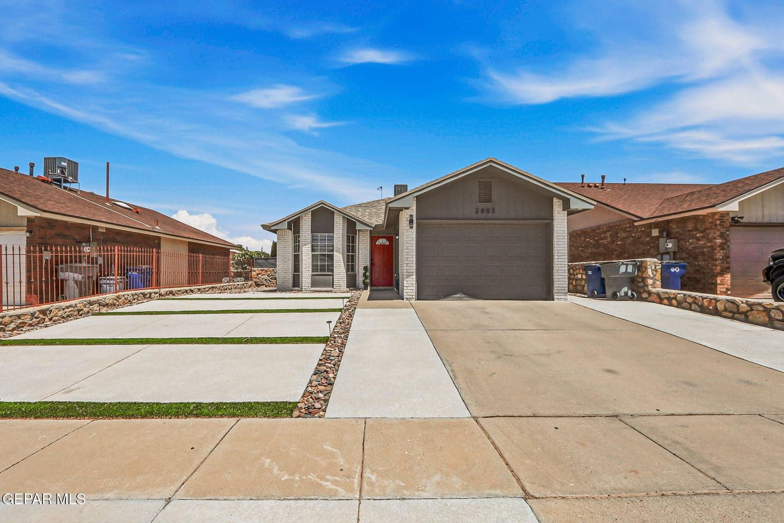 Photo of 2802 CASTLE HILL Circle