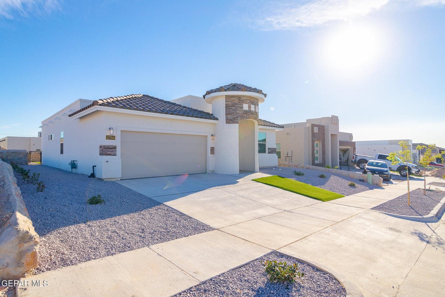12760 INDIAN CANYON PICTURES-2