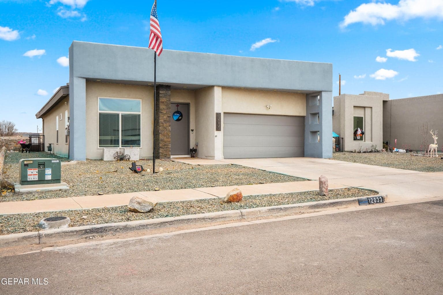 12033 Hidden Gardens Pl-2