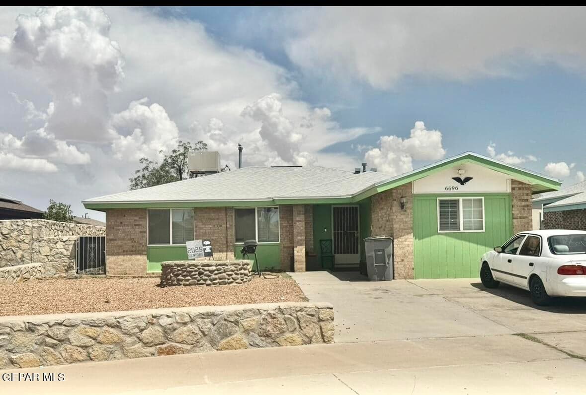 6696 Tiger Eye Drive
