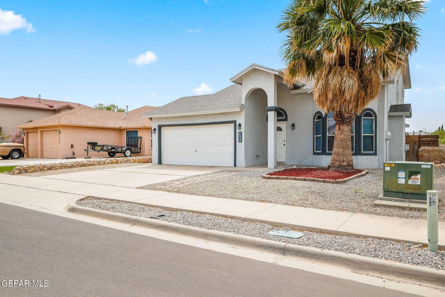 732 Desert Ash Dr-3