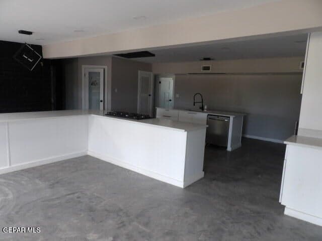 Kitchen 2