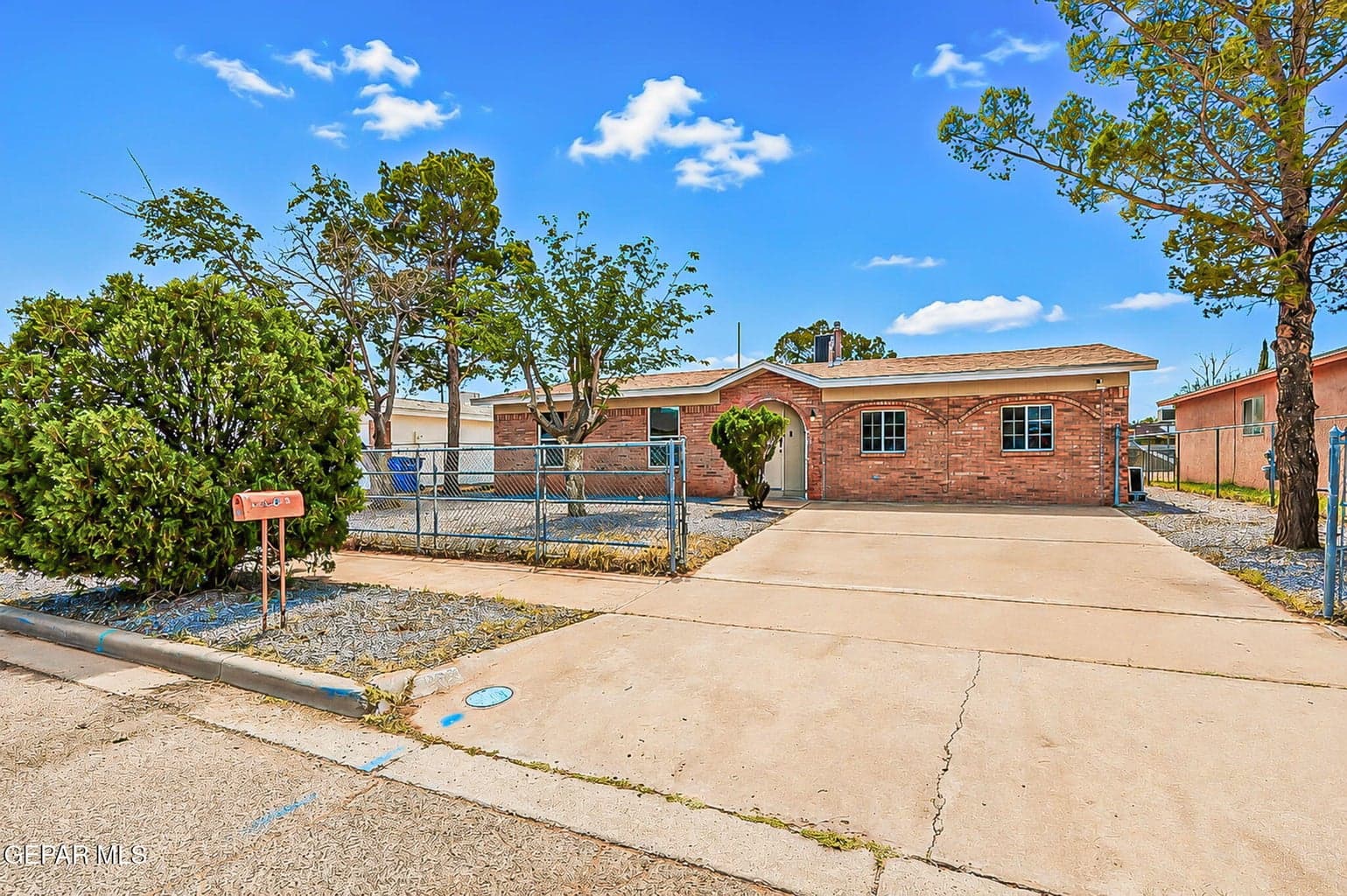 Photo of 10705 OPALSTONE Street
