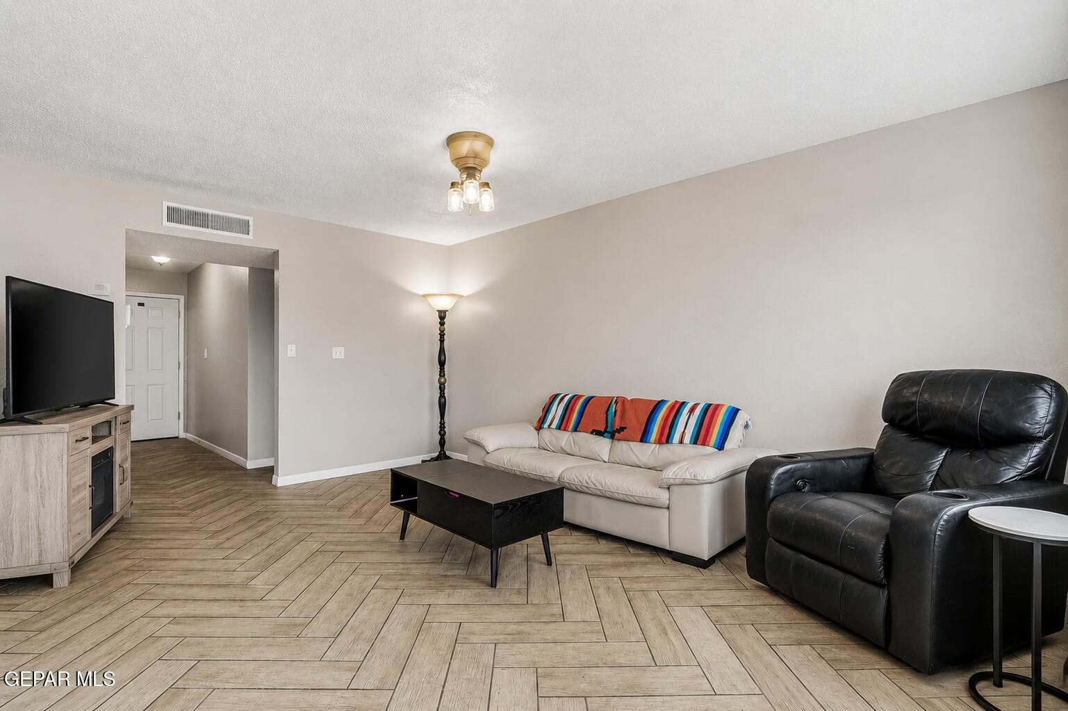 3-main living room