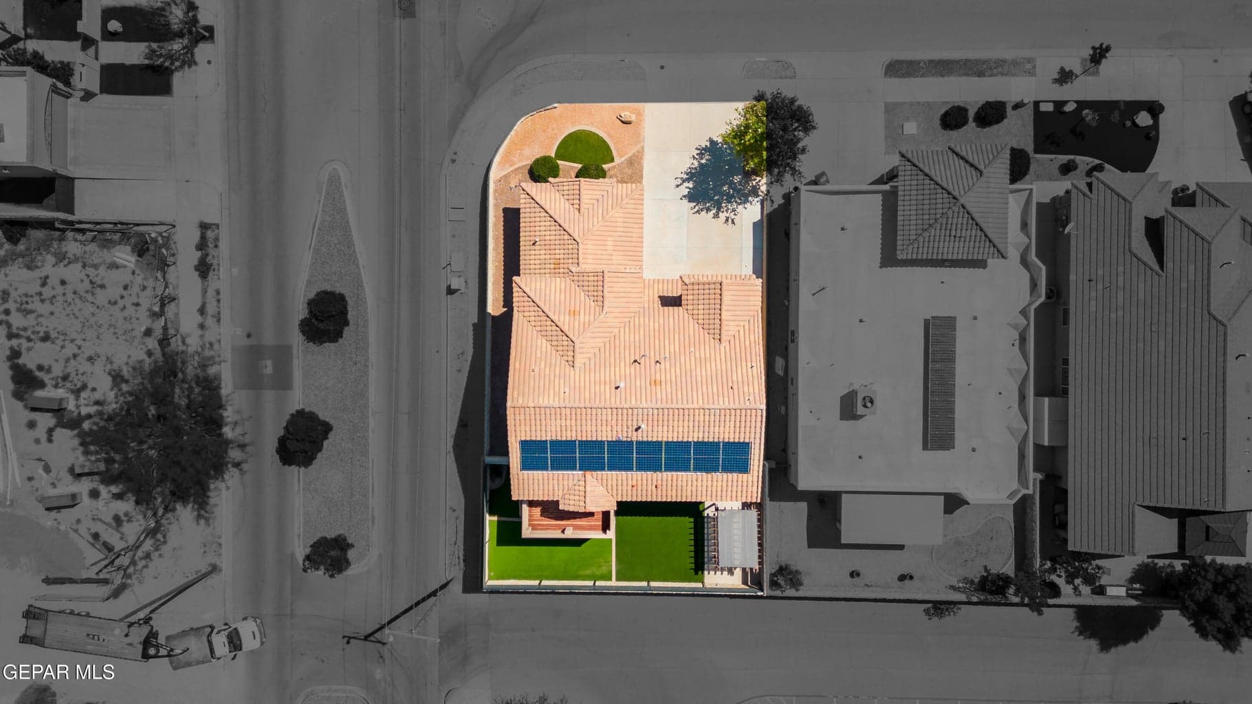 400 Majestic Crown Rd-75