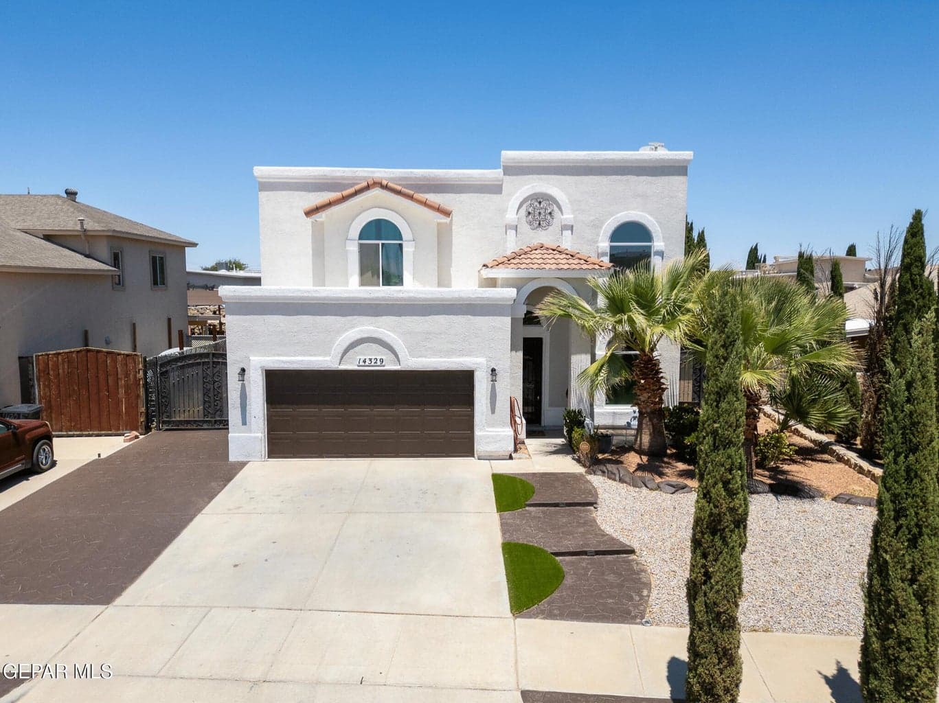 14329 DESERT SAGE Drive