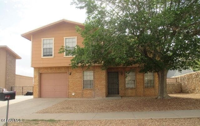 Photo of 10841 QUARTZ Street