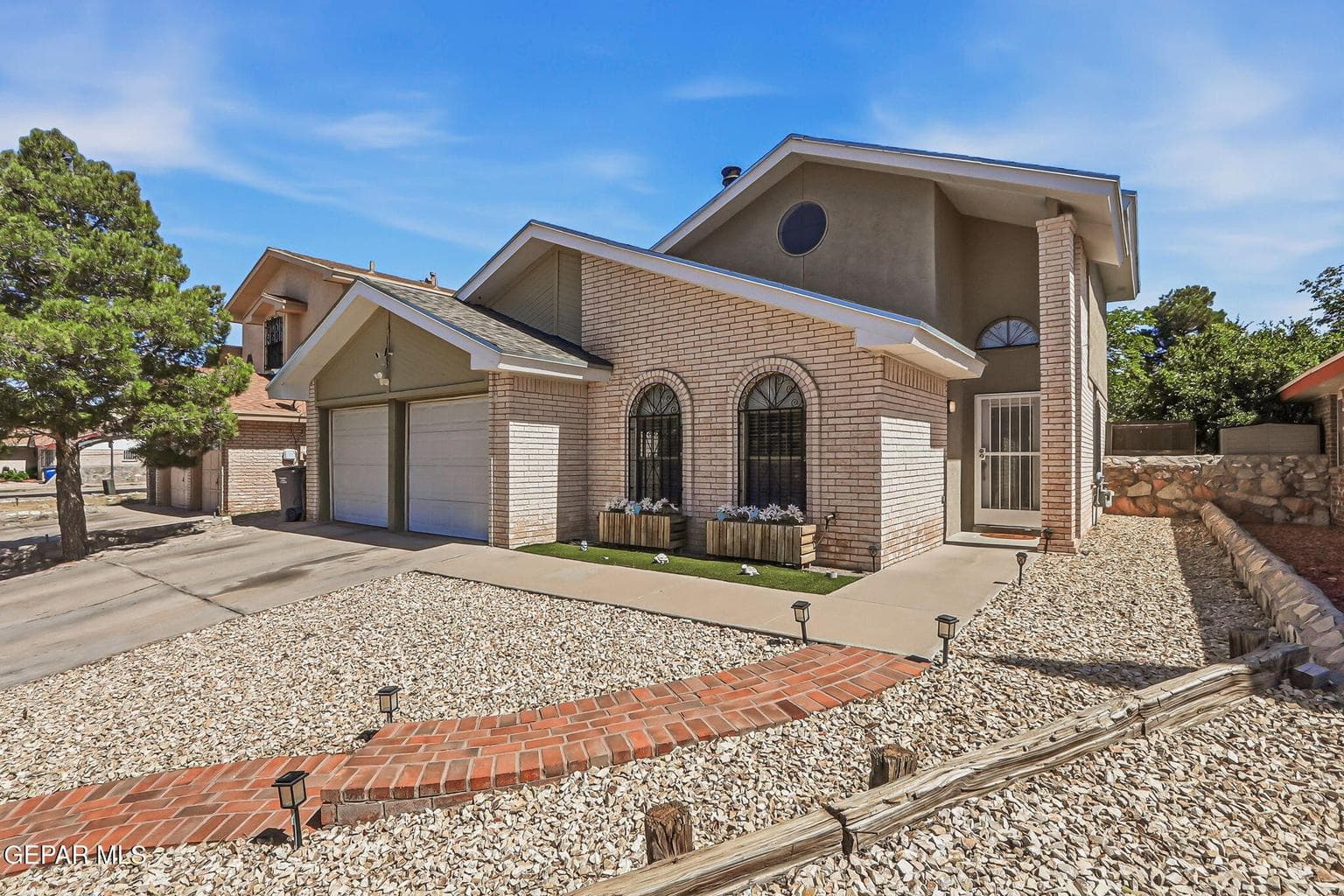 Photo of 11805 SIERRA AZUL Drive S
