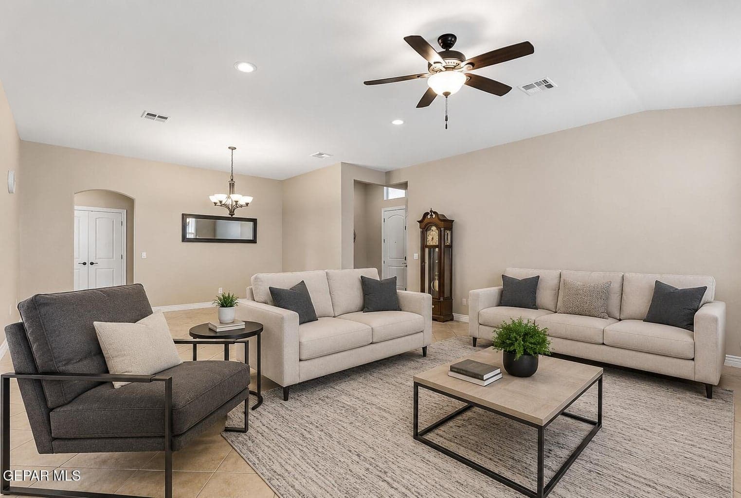 5 Living Room (1)