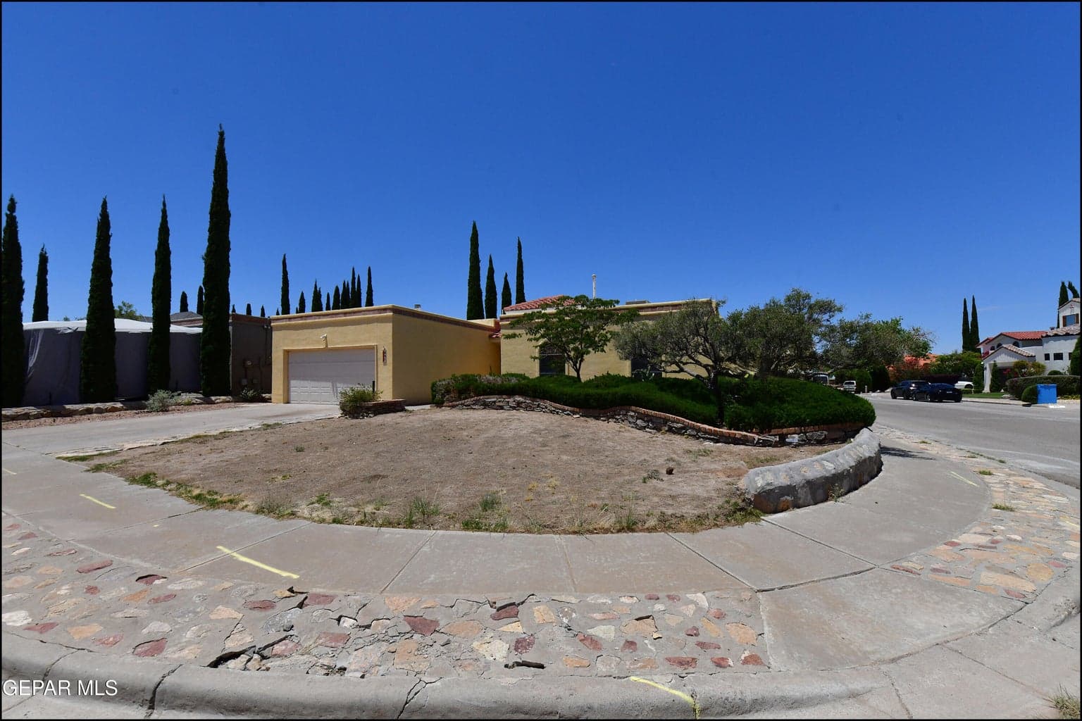 Corner lot