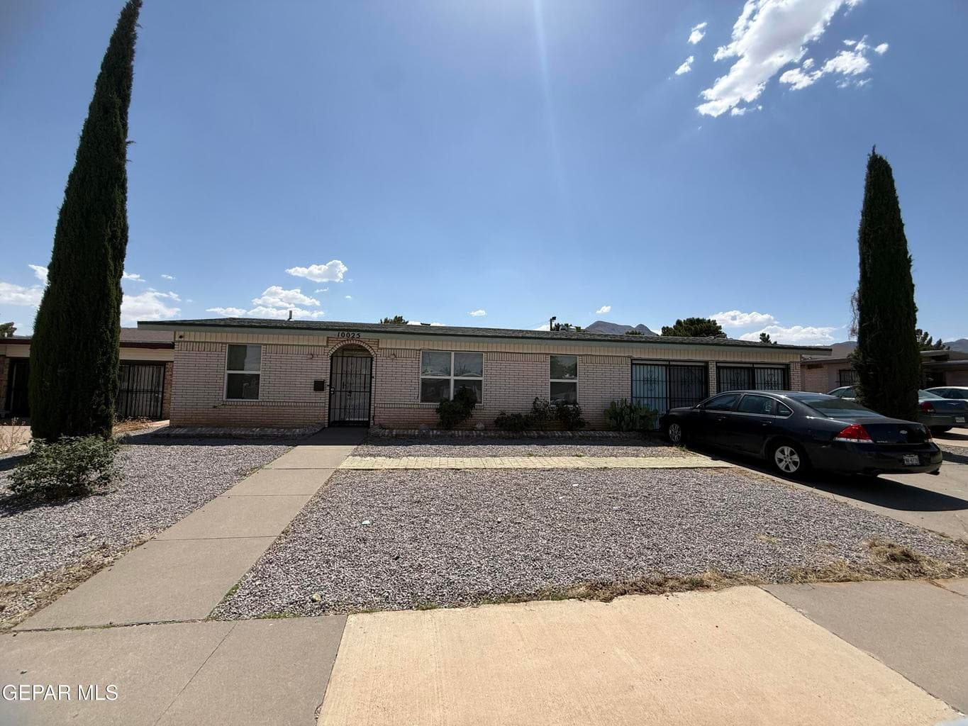 10025 Foothill Drive