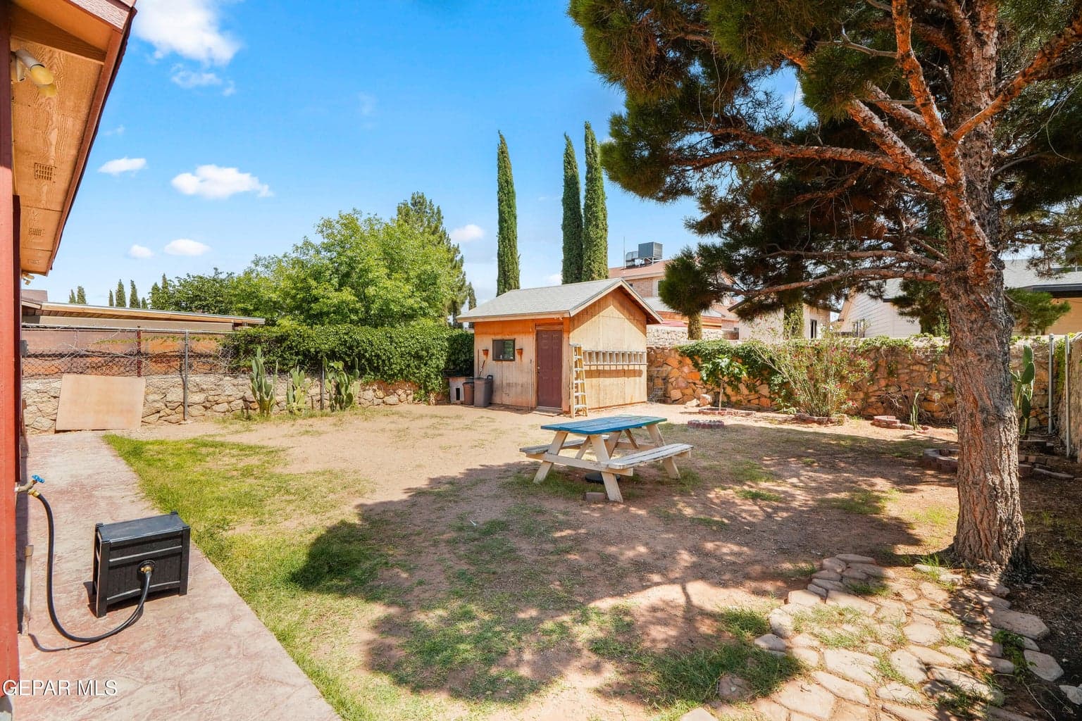 12250 Tierra Bella Dr-28
