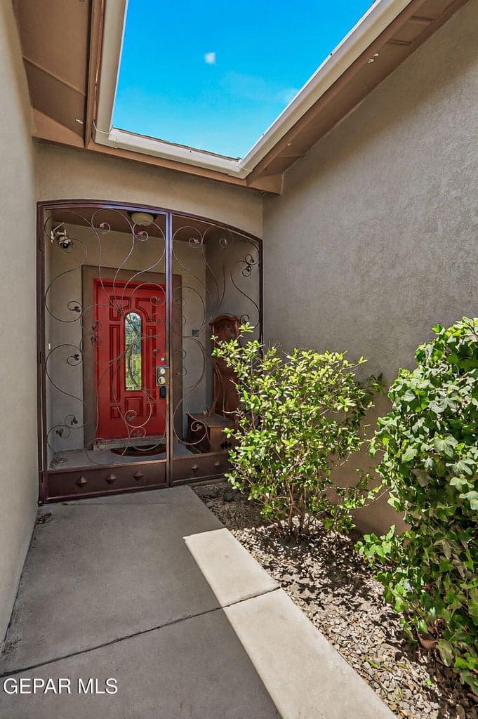 Red door