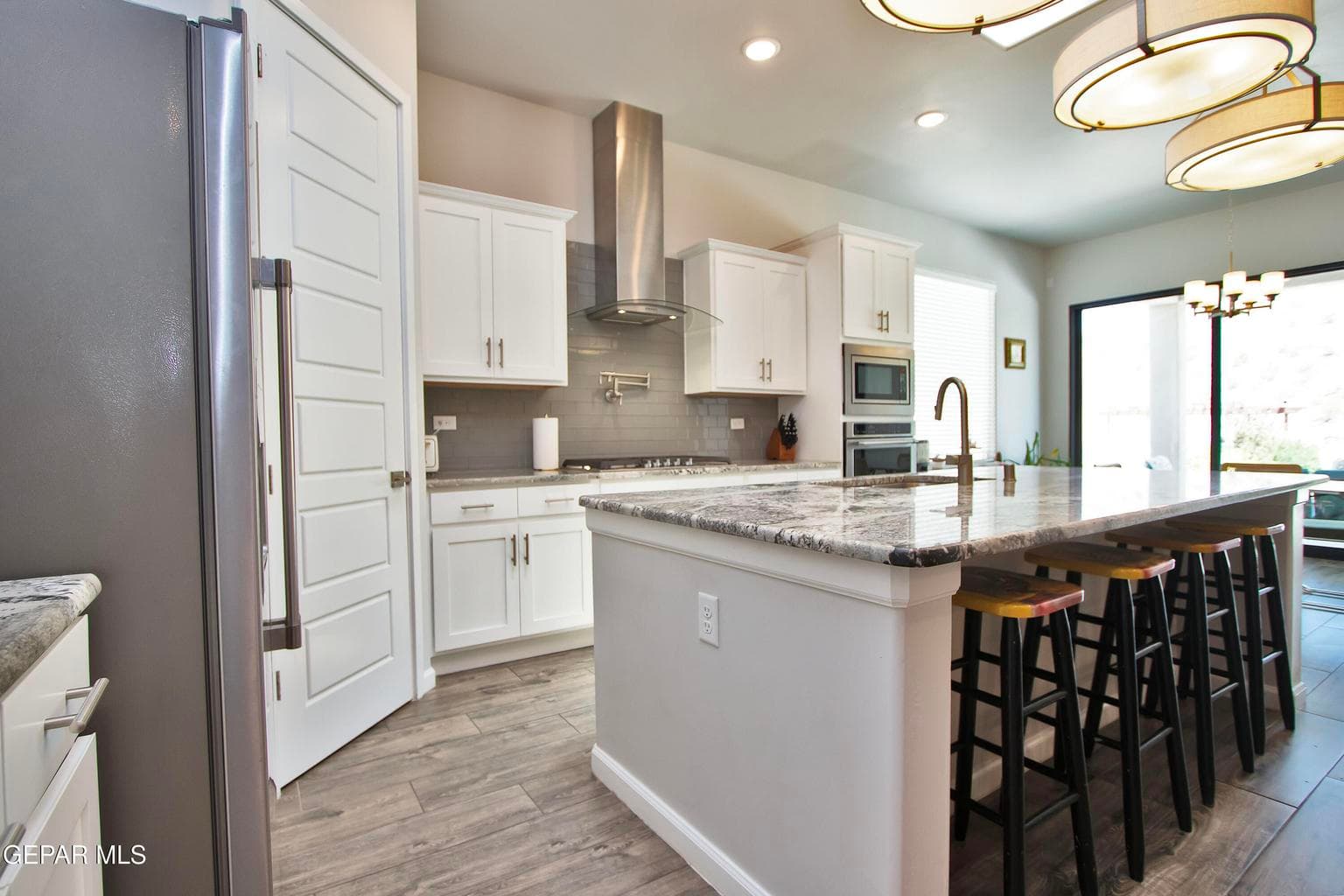 1.35 kitchen (1)