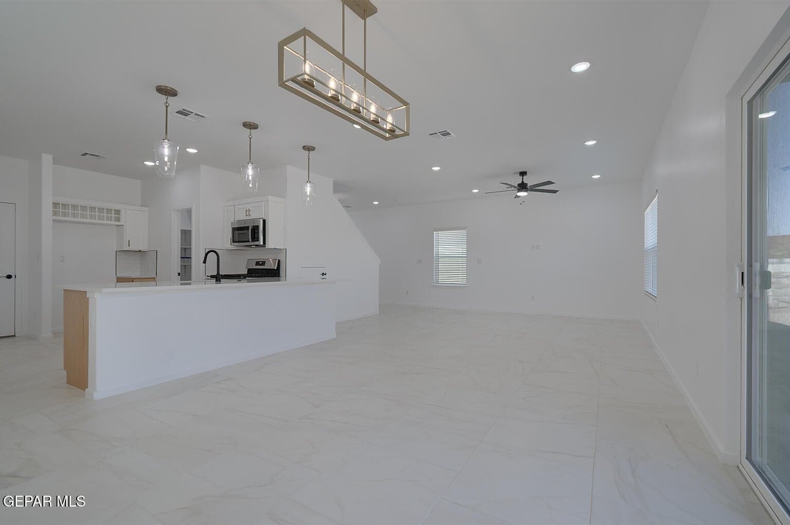 1035-Sidonia-Open-Plan-2