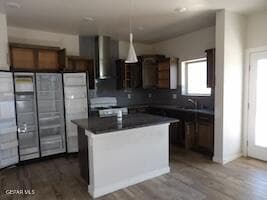 Kitchen 1