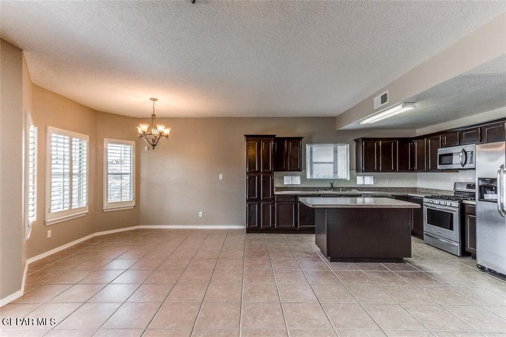 10895 northview 4