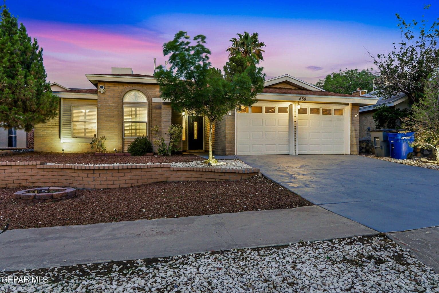 Photo of 680 ABINGTON Drive