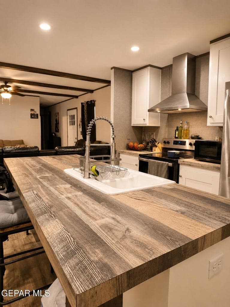 Modern Farmhouse style kitchen