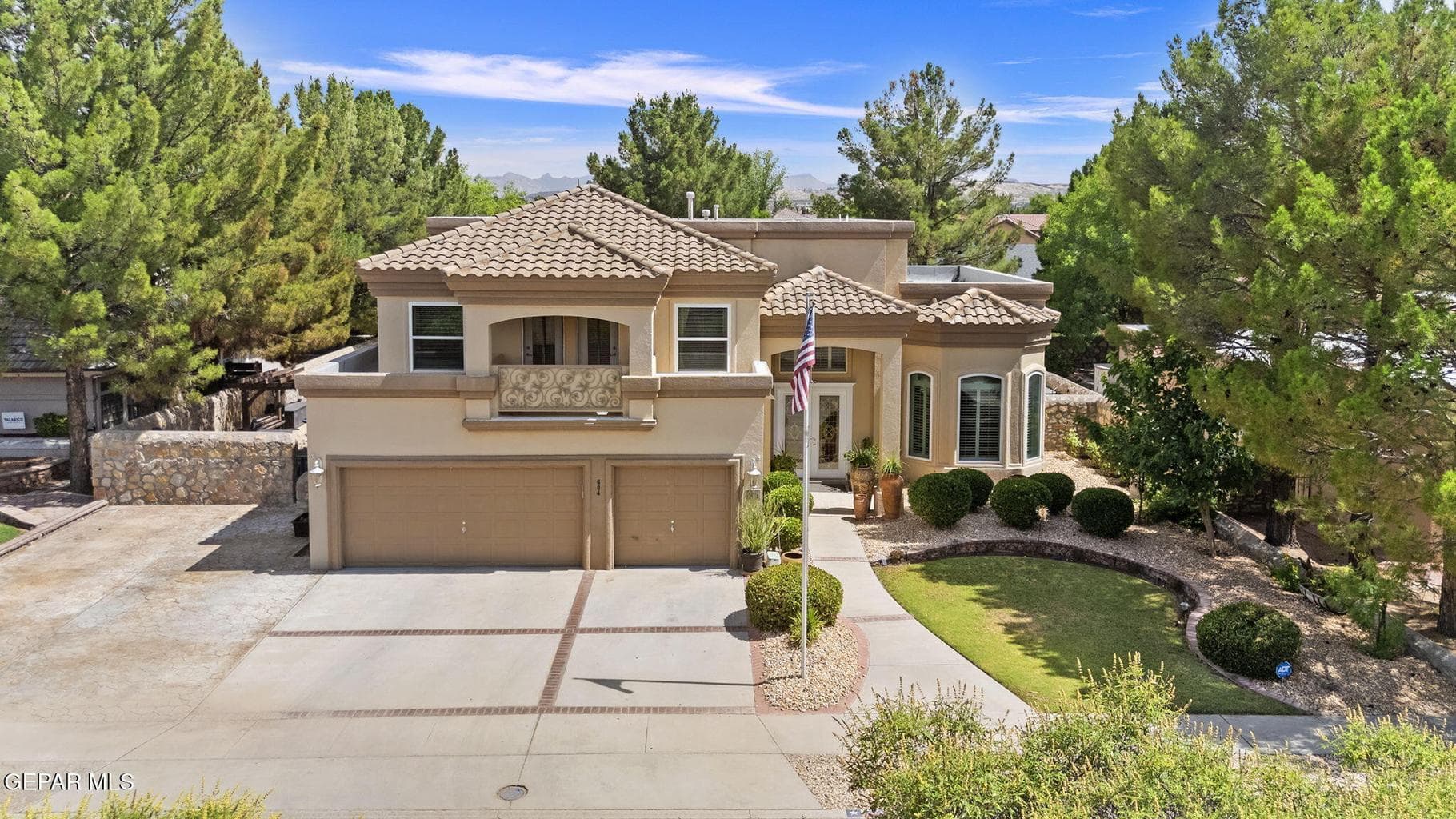 Photo of 604 ROSINANTE Road