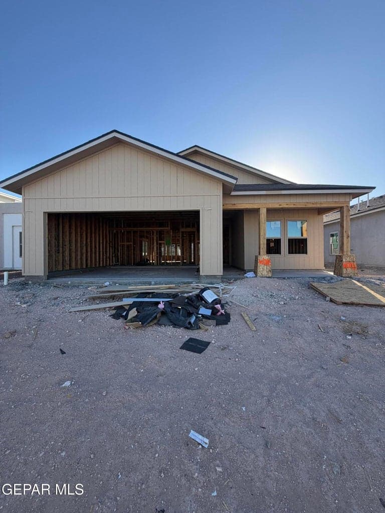 3881 PERSPECTIVE Street