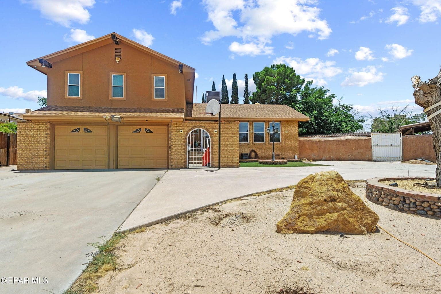 2214 MERMAID Drive